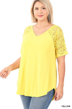 Load image into Gallery viewer, PLUS LACE DETAIL SHORT SLEEVE
