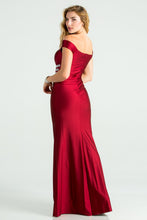 Load image into Gallery viewer, BLACK EMBELLISHED WAIST TRICOT GOWN
